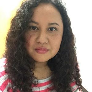 Meet your Posher, Roxana